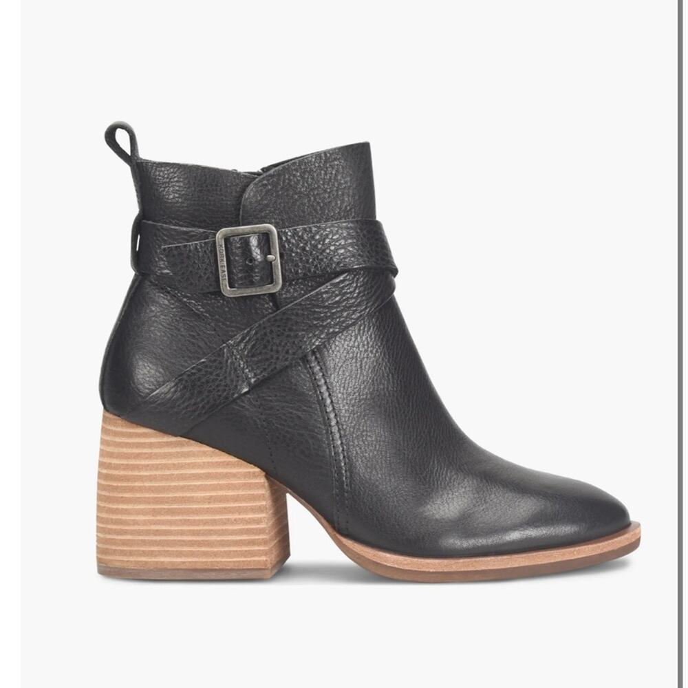 Kork-East Joelle Black Booties – Sz 9.5M